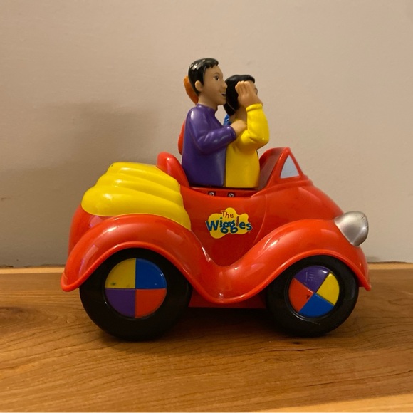 The Wiggles Big Red Car Toy - Picture 4 of 6